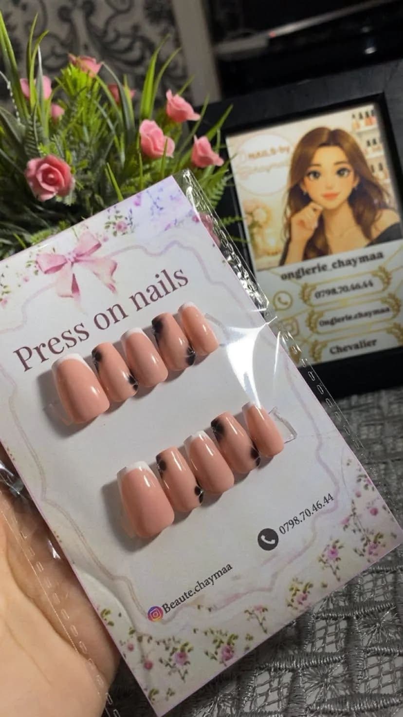 Nails 11